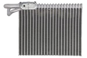 Parownik klimatyzacji 1 986 AD4 015