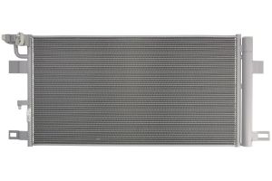 Skraplacz klimatyzacji 1 986 AD2 403
