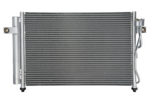 Skraplacz klimatyzacji 1 986 AD2 053