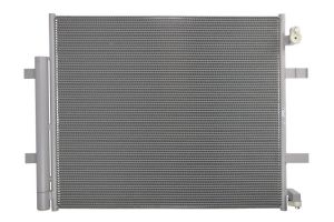 Skraplacz klimatyzacji 1 986 AD2 462