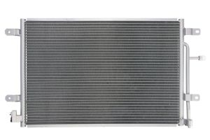 Skraplacz klimatyzacji 1 986 AD2 279