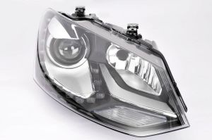 Reflektor świateł przednich VAL044452