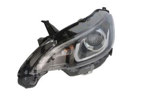 Reflektor świateł przednich VAL045432