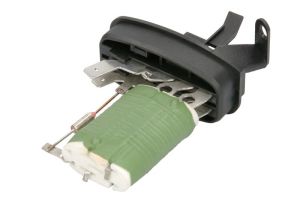 Regulator wentylatora nawiewu do wnętrza pojazdu RVI-SE-018