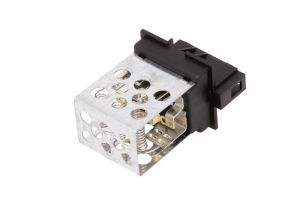 Regulator wentylatora nawiewu do wnętrza pojazdu V10-79-0024